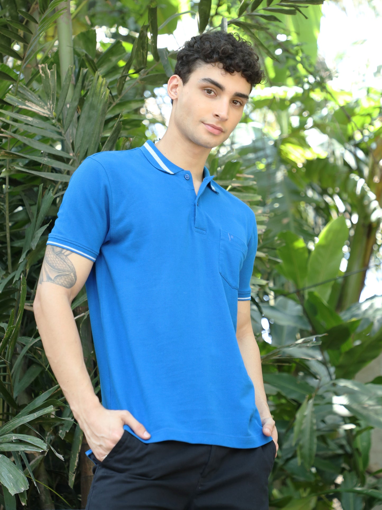 ROYAL BLUE MENS HALF SLEEVE COLLAR T-SHIRT