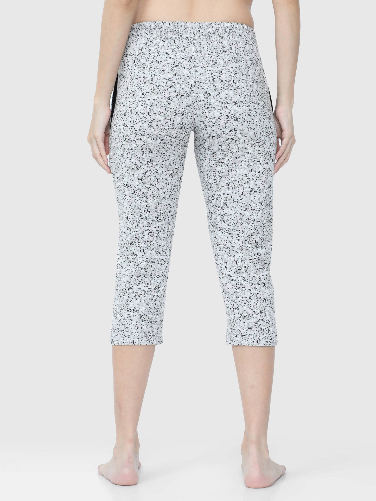 White Printed Capris  CWJM-17551