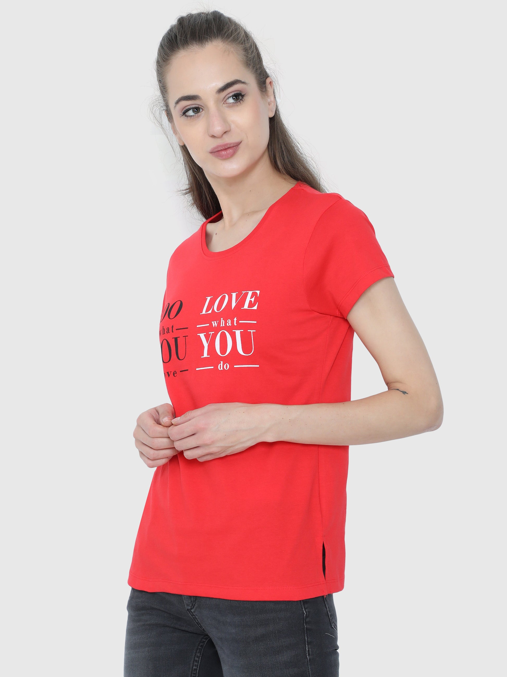 Garnet Red Printed T-Shirt CWTP-17011